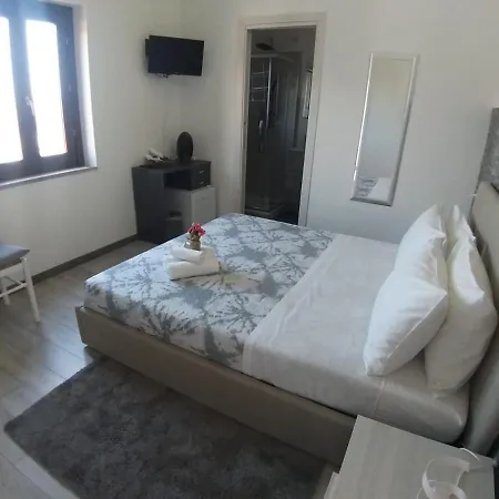Rooms *